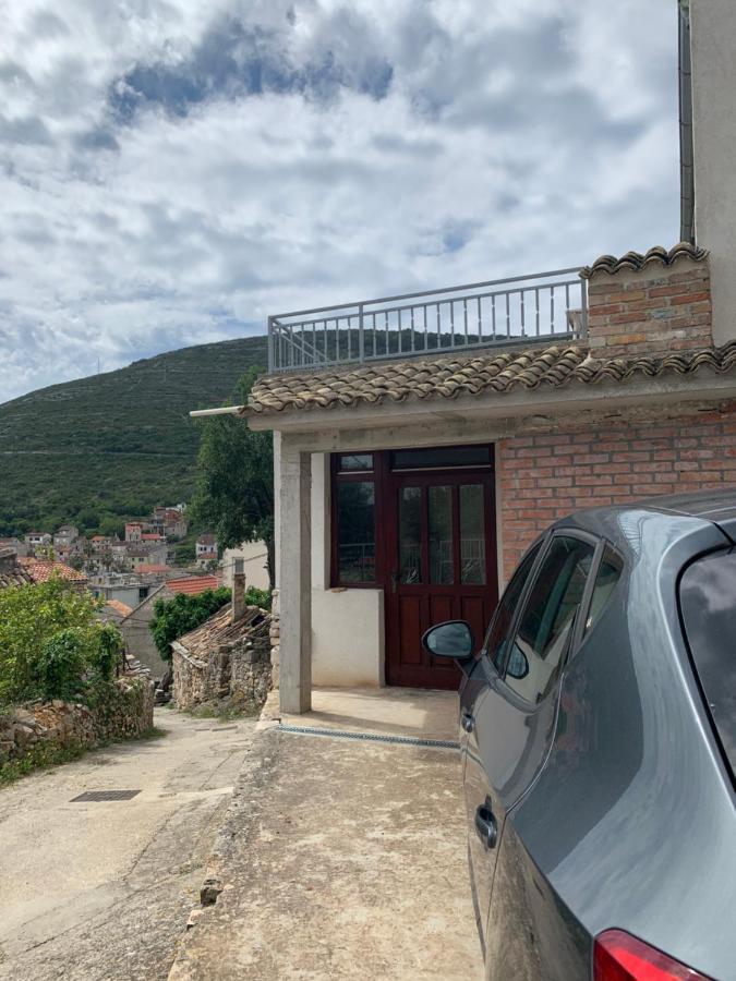 Ferienwohnung Stonehouse Vis Exterior foto